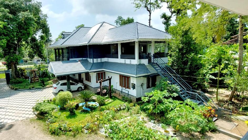 Brothers Home Stay Alappuzha Extérieur photo